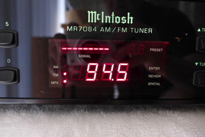 Mcintosh MR 7084 AM/FM/ tuner