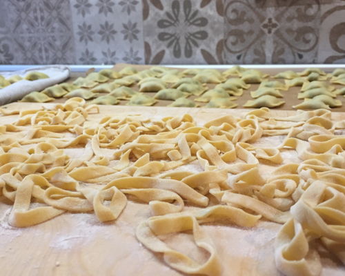 Corsi di cucina Belluno: Impariamo a realizzare gli Strozzapreti di pasta fresca