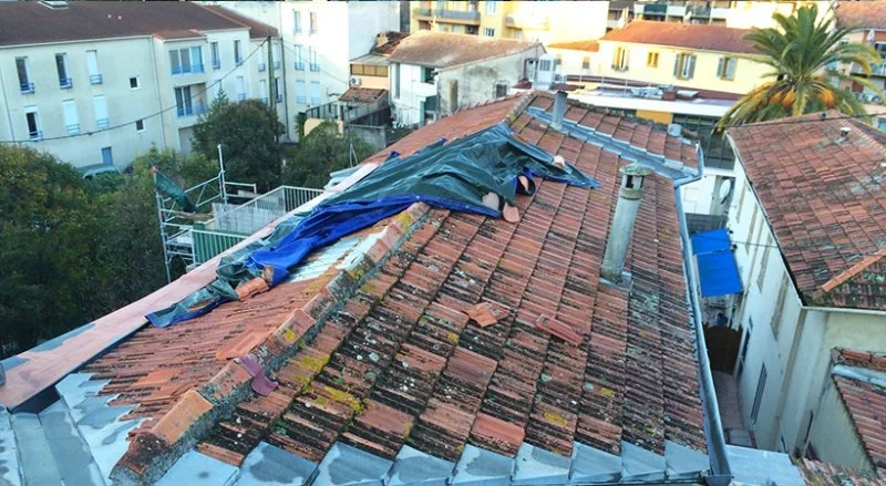 Pose de tuiles de Marseille à Nice – La Trinité — photo 6 sur 9 — CEG TOITURE