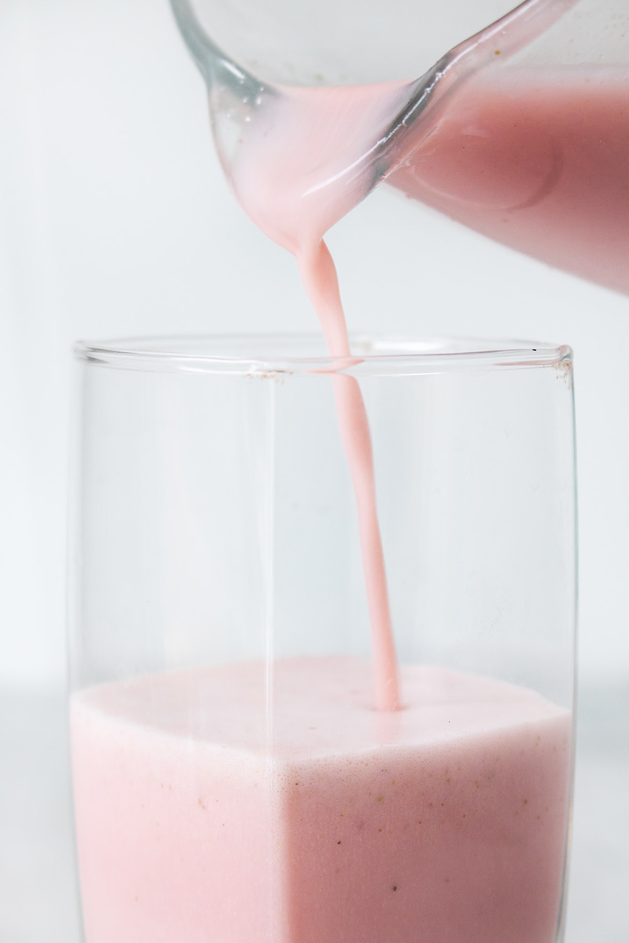 strawberry collagen protein shake