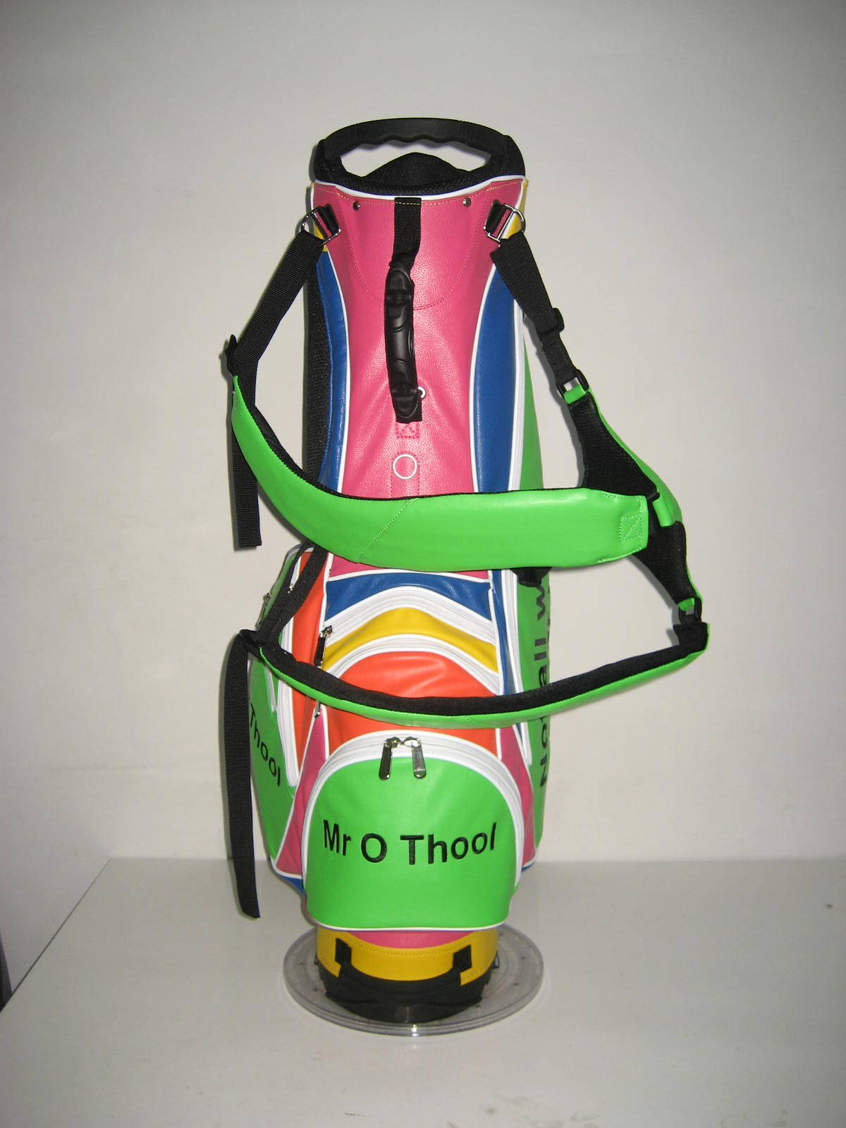 Customised football club golf bags by Golf Custom Bags 84