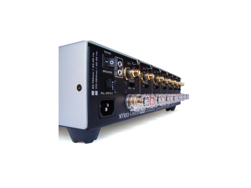 Wyred 4 Sound Mini MC-5 220 watts x 5ch amp-New