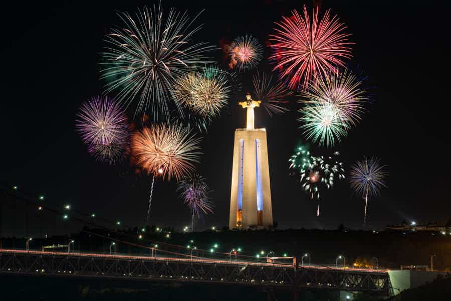 Lisbon: New Year's Eve on a Sailboat - photo 3