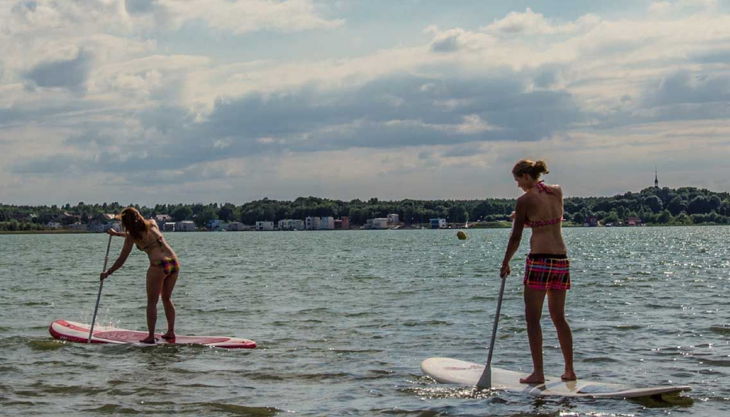 wake beach stand up paddeling