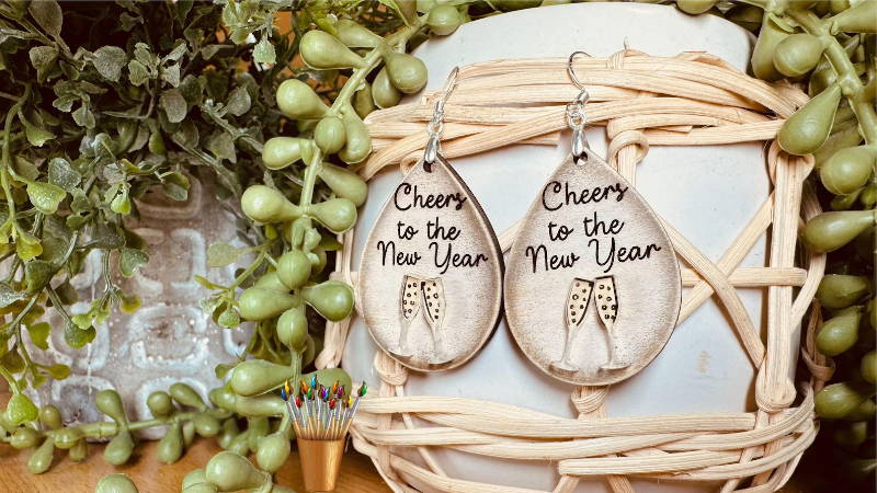 Regalos de Año Nuevo en cuero grabado con láser 009