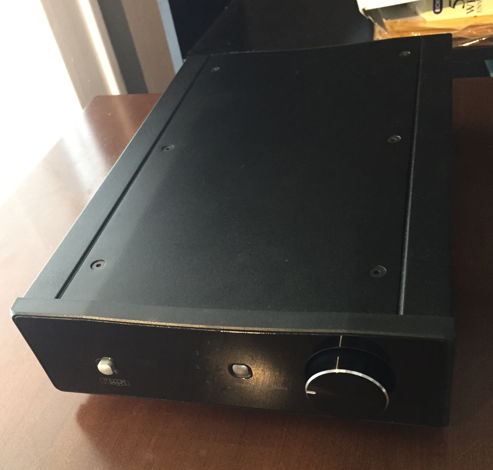 Rega BRIO-R Integrated Amp - Excellent