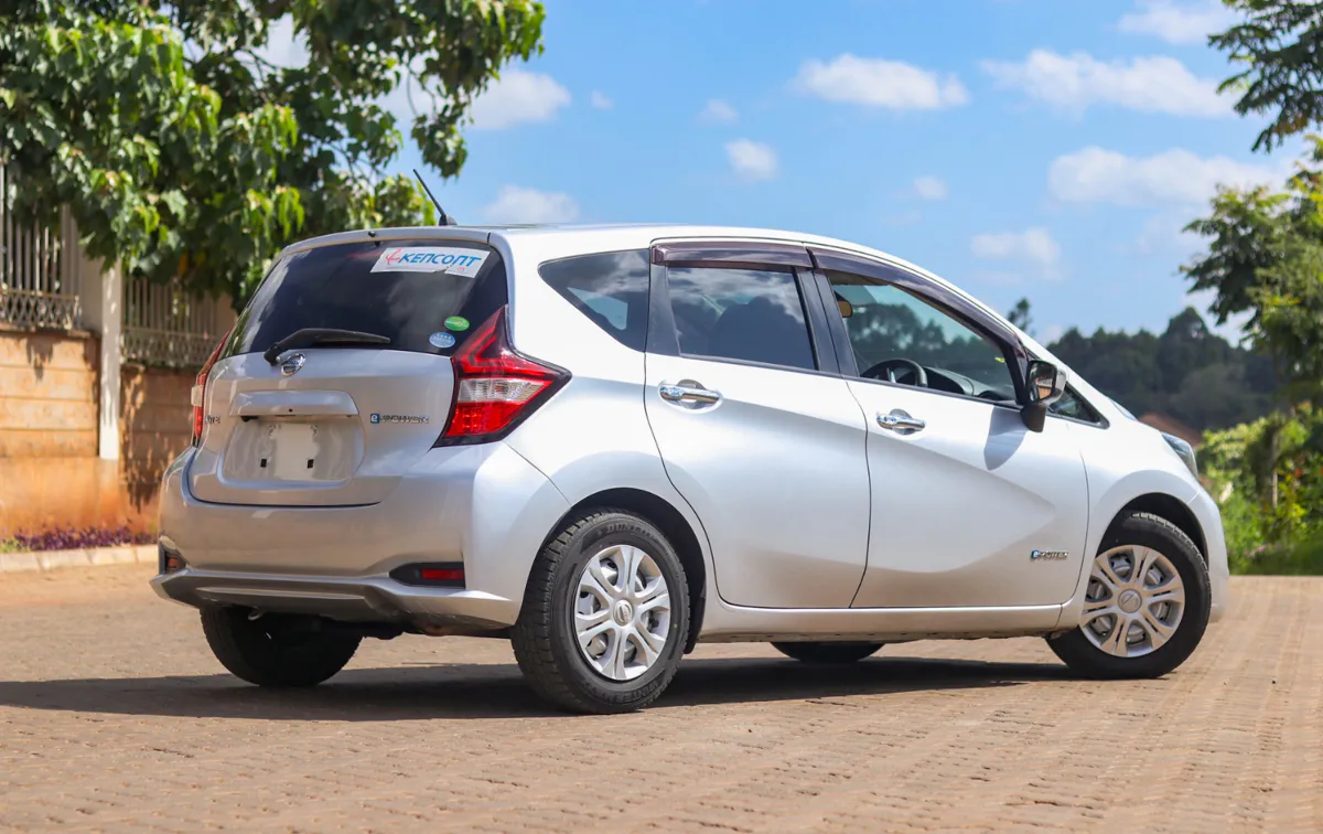 2016 Nissan Note ePower — Royal Max Motors — photo 2 of 11