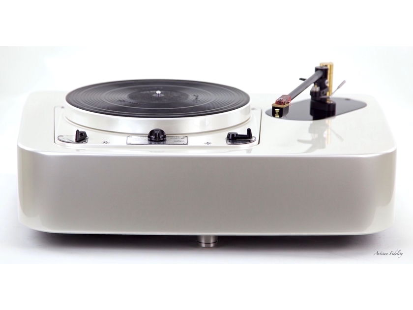 Garrard 301 Classic  Audi Pearlescent White by Artisan Fidelity