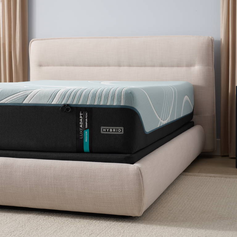 Silo of a Tempur Pedic Luxe adapt