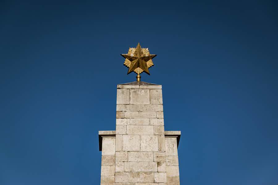 Communist History Tour with House of Terror Option - photo 3