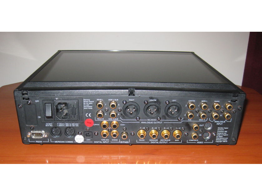 Meridian 568 Preamp. Shipping included.