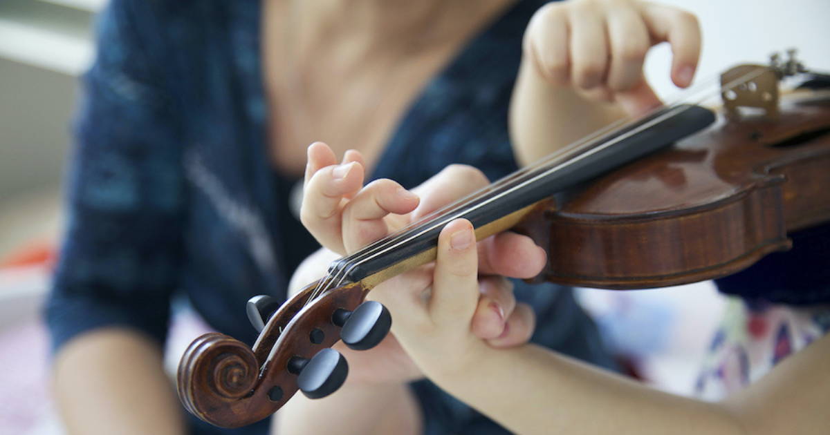 Violin Lessons – South Windsor School of Music