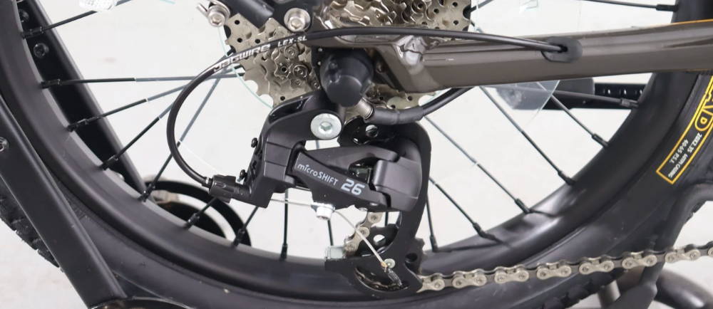 the rear wheel on a Cannondale Compact Neo electric bike