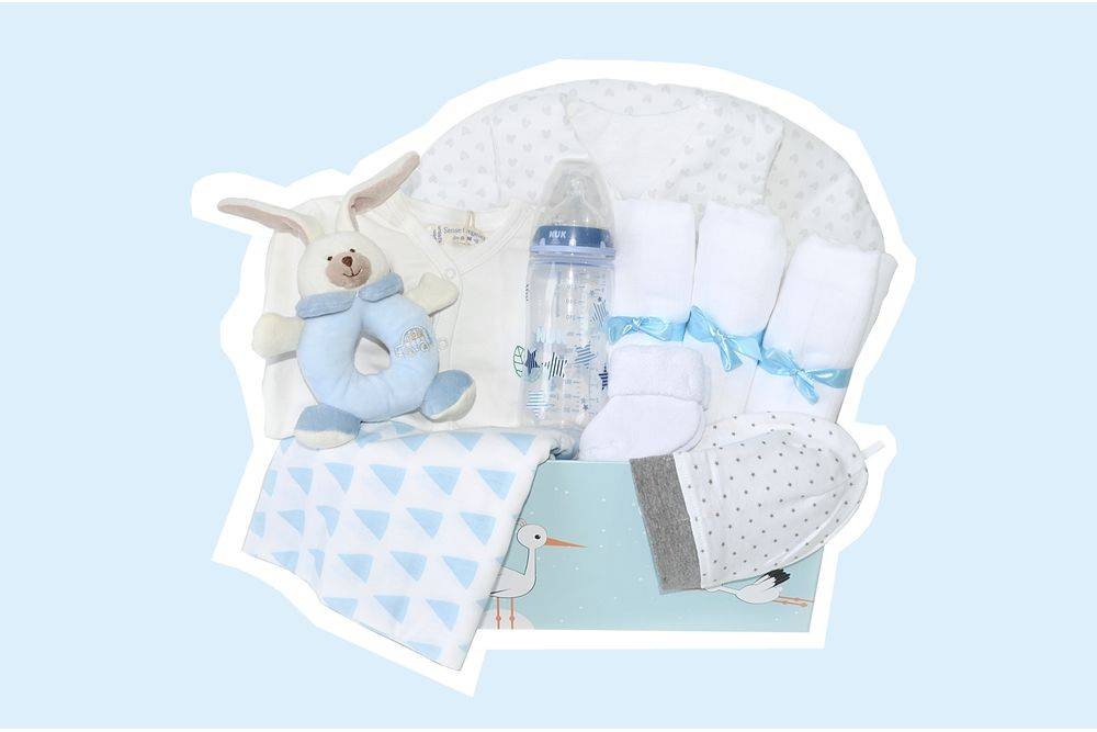 babybox-babyerstausstattung-babystarterset-geburtsgeschenk-mullwindel-babyhose-babybody-taidasbox