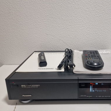 PANASONIC S-VHS NV FS 100 REKORDER REVIDIERT