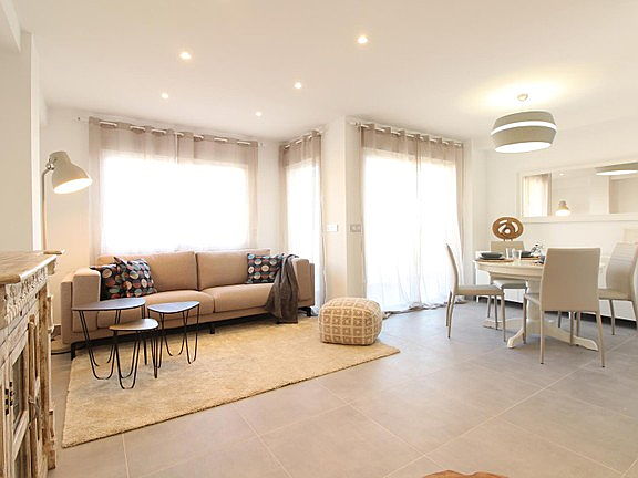  Torrevieja
- first-line-two-bedrooms-and-two-bathrooms.jpg