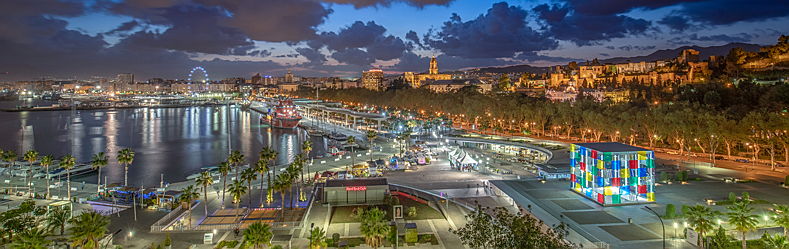  Málaga
- vistas puerto.jpg
