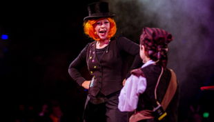 zauberin pippa pelina lachende paenzarena