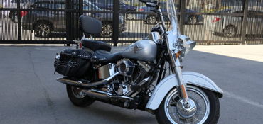 2011 HARLEY-DAVIDSON FLSTC HERITAGE SOFTAIL CLASSIC (CSTM PAINT) motorcycle for rent near Nashville, TN