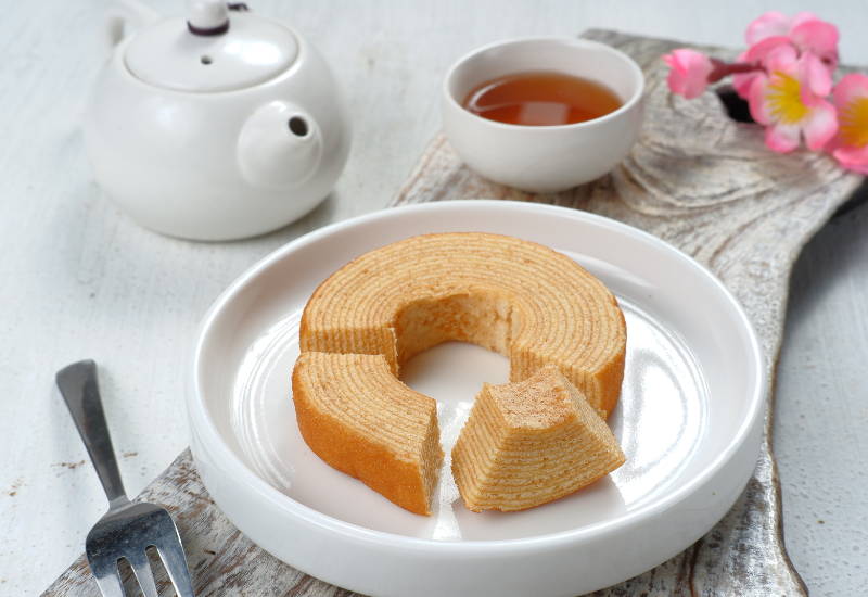バウムクーヘンの食べ方
