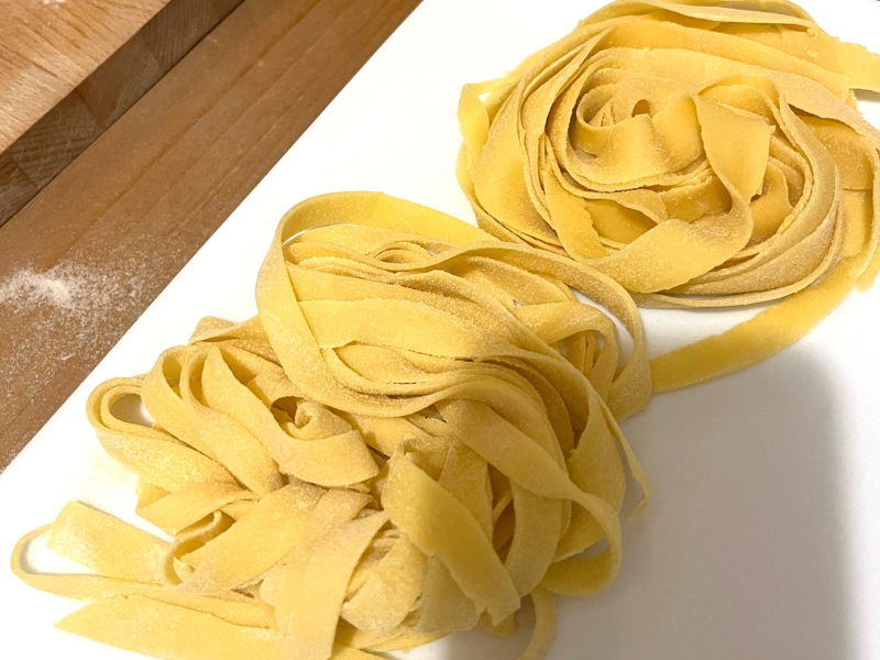 Cours de cuisine Bologne: Tagliatelles et pain de viande : expérience culinaire bolognaise