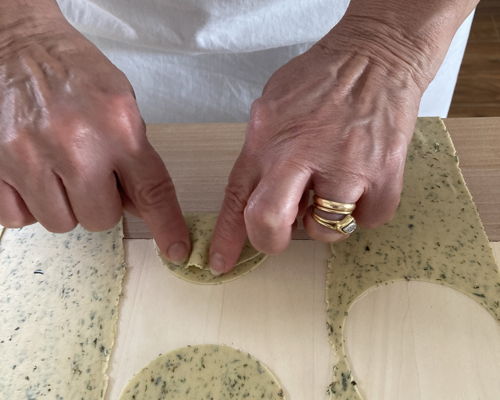 Cooking classes Menfi: Fish ravioli and busiate Trapanese style