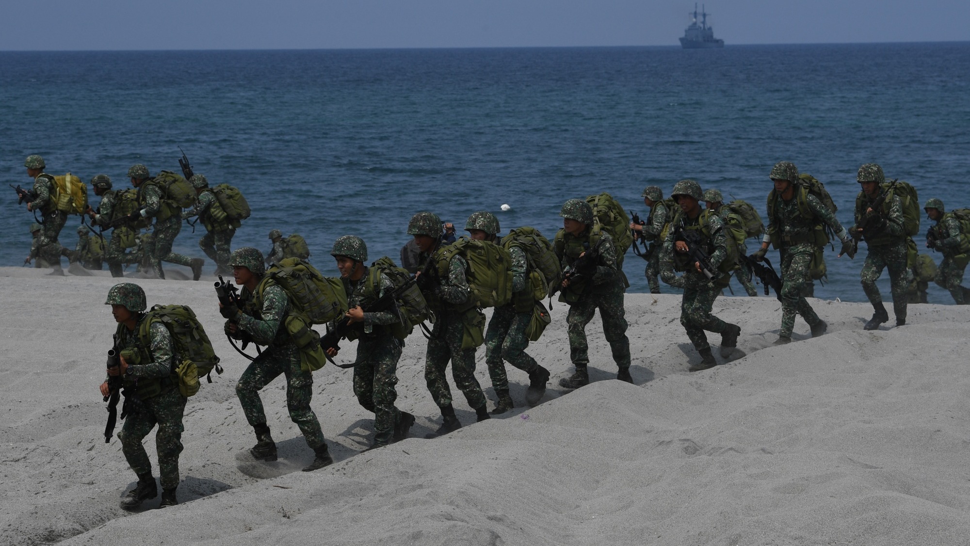 US AT PHILIPPINE ARMY, MAGSASAGAWA NG MILITARY DRILL