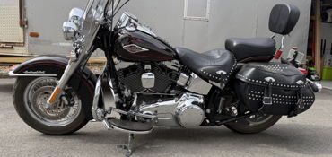 2011 HARLEY-DAVIDSON FLSTC HERITAGE SOFTAIL CLASSIC (CSTM PAINT) motorcycle for rent near Fairbanks, AK