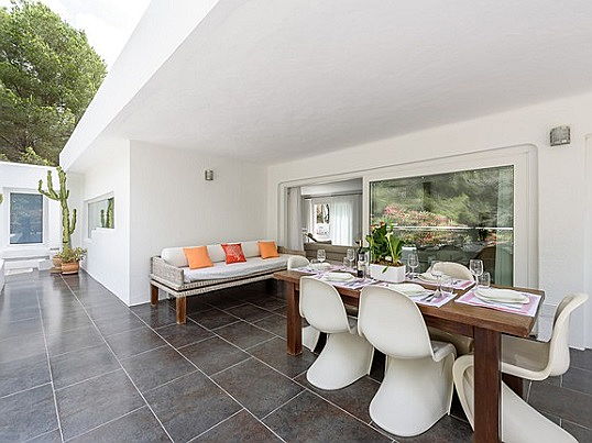  Ibiza
- Hochwertige Villa zum Kauf mit Vermietungslizenz in Can Furnet, Ibiza