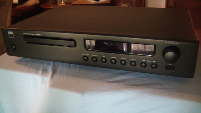 NAD C 565BEE CD player / DAC...Like New / Free Shipping