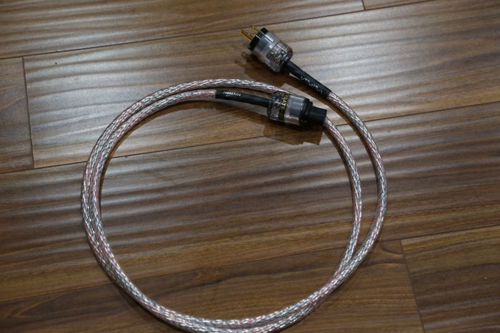 Nordost Valhalla  Original 2 meters Power Cord USA plug...