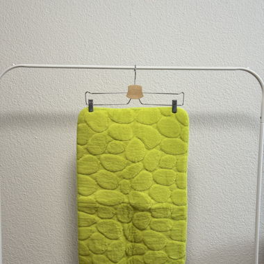 Neongrüne Badematte 45x70cm