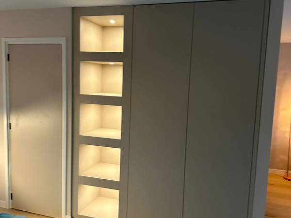 Inbouwkasten op maat, klantproject Houtenmeubelshop