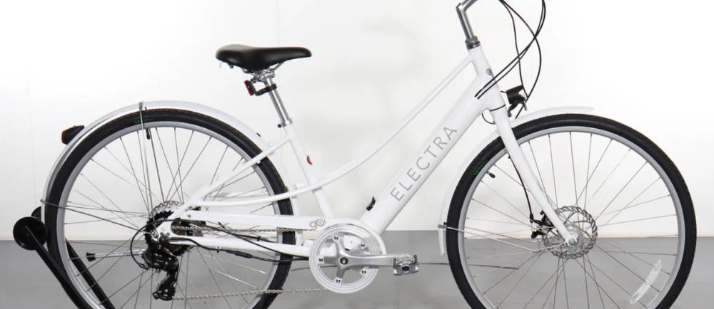a white Electra Loft Go! 7D EQ electric city bike
