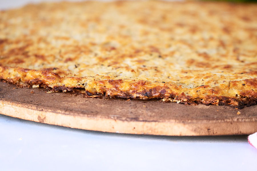 keto cauliflower pizza crust