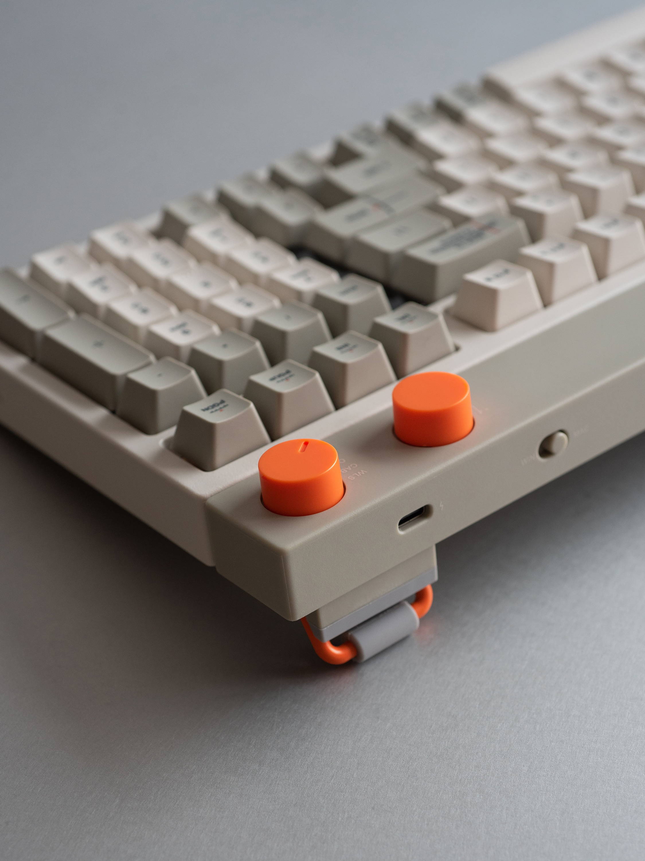 LOFREE Retro Flow Series Keycap Set 84 Keys - WhatGeek