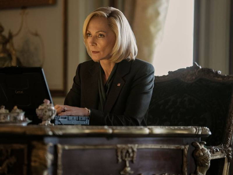 Image may contain: Allison Janney, Person, Adult, Blonde, Hair, Face, Head, Computer, Electronics, Laptop, and Pc