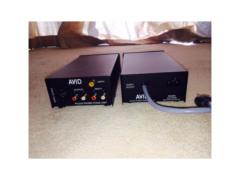 Avid Pulsus  Phono Stage Preamp