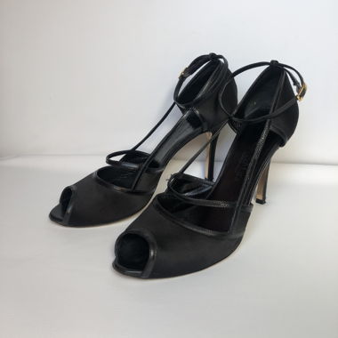 Max Mara black satin heels 