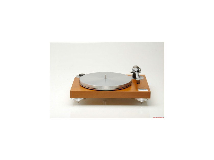 Acoustic Signature The MANFRED TURNTABLE W/ REGA 250 ARM  with speed box