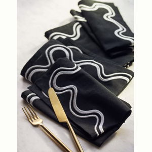 Madeline Napkins, Set of 4, Color Licorice