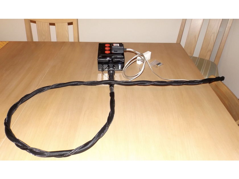 Synergistic Research PowerCell 6 SE w/10ft Power Cord