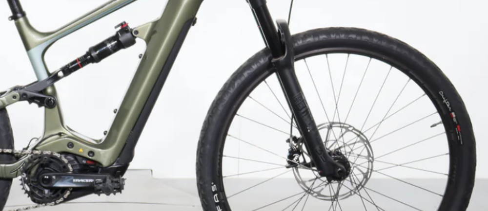 the front wheel on a Cannondale Habit Neo full suspension electric mountain bike