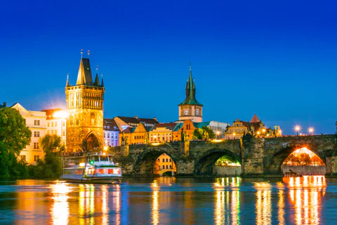 Evening Eco-Cruise with a Glass of Prosecco