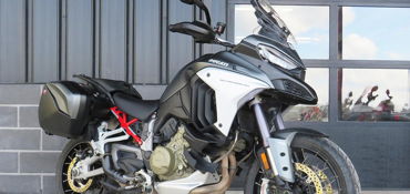 2022 DUCATI MULTISTRADA V4 S TRAVEL & RADAR motorcycle for rent near Orlando, FL