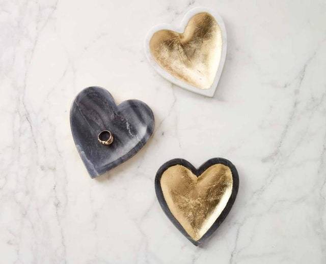 mudpie marble heart ring dish with gold accent
