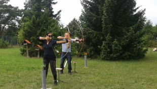 bester geburtstagde erlebnisräume bogenschießen schussposition personen zielen