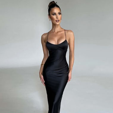 Maxi Backless Dress in Black