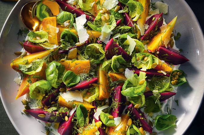 Salade de betteraves et yogourt aux herbes