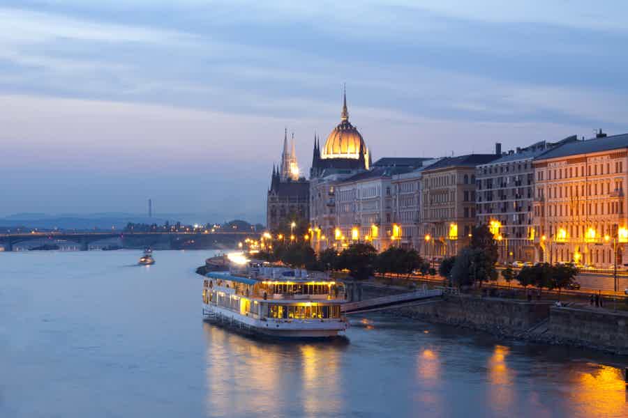 Evening Sightseeing Cruise with Unlimited Prosecco - photo 5